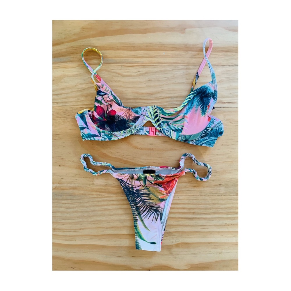 NWOT Ipanema bikini, medium bottom, small top